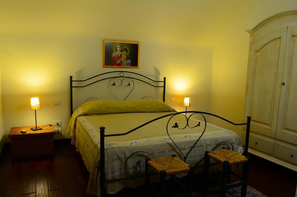 La Dimora Di Cesare Affittacamere Matera Habitación foto